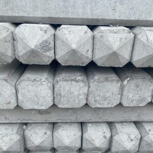 Cọc tiêu cảnh báo bê tông