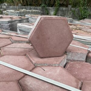 Gạch Block tự chèn lục giá