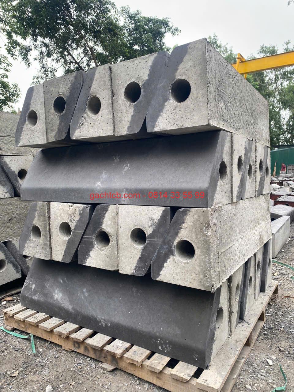 Bó vỉa bê tông giả đá tự nhiên 02 lớp